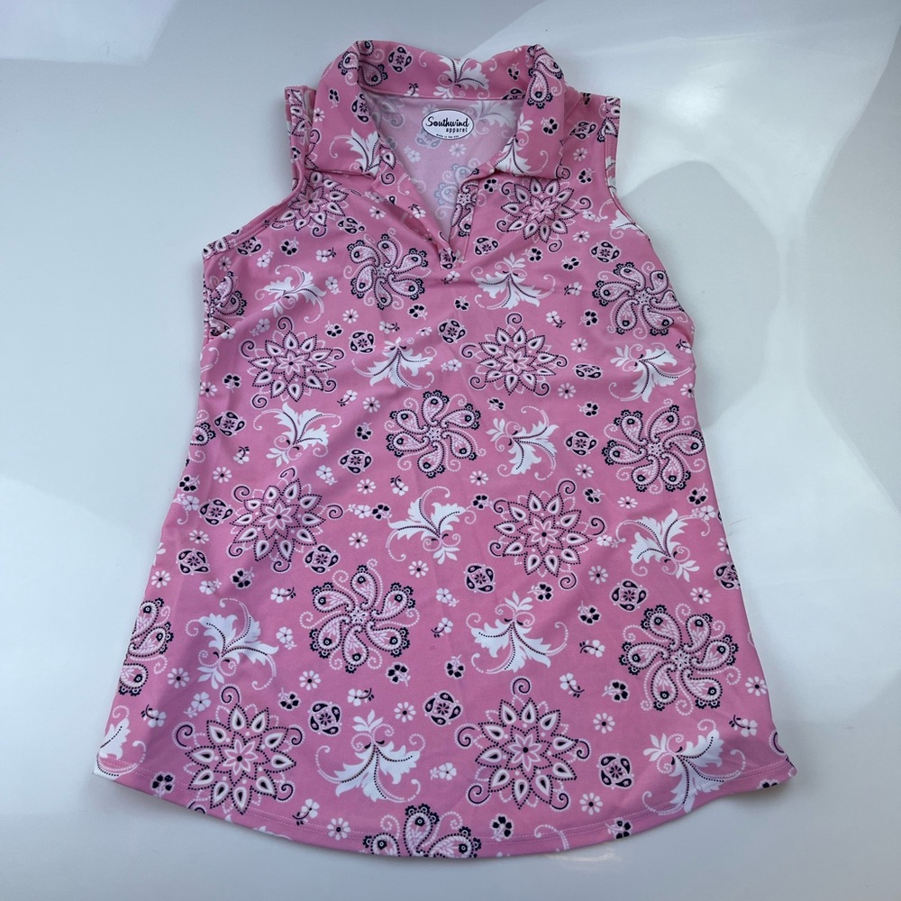 SOUTHWIND Pink UPF 50 Pebble Beach Top in Bandana N249